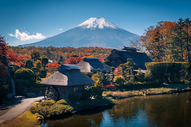 From Tokyo Mount Fuji, Kamakura, Lake Ashi and Oshino Hakkai - Climbing Mount Fuji