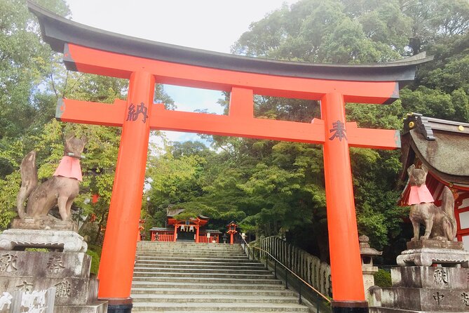 Fushimi Inari Taisha Half-Day Private Guided Tour - Exploring the Fushimi Inari Taisha Shrine