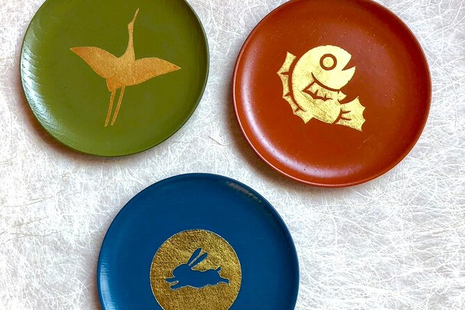 Gold Leaf Crafting in Higashi Chayagai, Kanazawa - Personalized Creations: Bringing Home Your Masterpiece