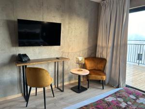 Hotel Casa Matteu - The Sum Up