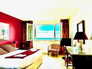 Hotel De L'Europe - Nearby Attractions