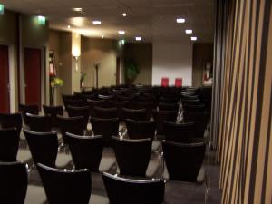 Hotel De Loire and Restaurant Les Bateliers - Booking Information and Policies