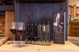 Hotel Le Dauphin - Local Cultural Experiences