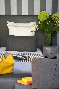 Hotel Le Fer À Cheval - Location and Nearby Attractions