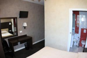 Hotel of the Basilica - Booking Information and Tips