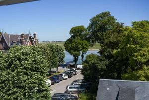 Hotel Picardia - Amenities and Features