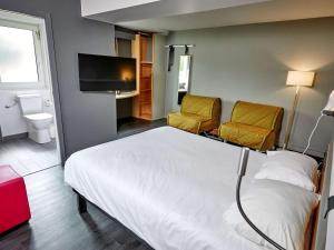 Ibis Auxerre South - Family-Friendly Features