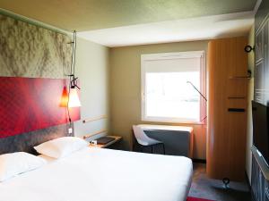 Ibis Caen Porte De Bretagne - Booking Information