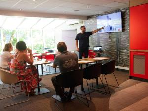 Ibis Chalon Sur Saone Nord - Accessibility and Parking Options