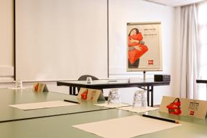 Ibis Nancy-Brabois - Contact Information