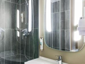 Ibis Senlis - Booking Information