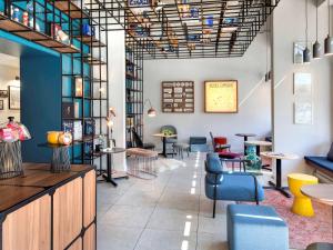 Ibis Styles Hotel Clermont-Ferrand Train Station - Nearby Attractions and Activities