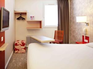 Ibis Styles Ouistreham - Exploring Ouistreham and Surroundings