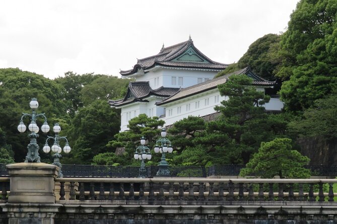 Imperial Palace and Heritage of Edo Castle Private Tour - Highlights of the Tour