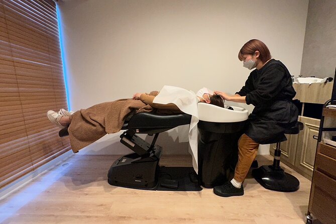 Japanese Head Onsen and Scalp Massage Retreat in Tokyo - Scalp Massage Treatment