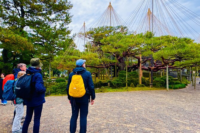 Kanazawa Half Day Private Tour - Castle, Garden, Geisha District - Kanazawa Castle
