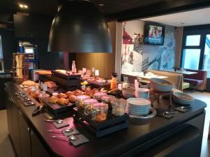 Kyriad Rouen Sud - Oissel - Accessibility Features