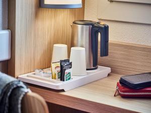 Kyriad Rouen Sud - Val De Reuil - Room Types and Features