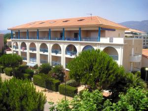 Lagrange Vacances The Domain of Azure and Tahiti Park - Additional Information