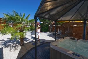 Logis Hôtel Centrotel and Spa Bulles Dallier - Wellness and Spa Facilities