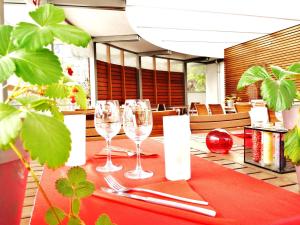 Logis Hotel Le France - The Sum Up