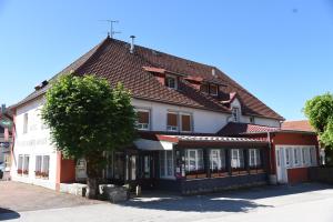 Logis Hotel Restaurant Barrey - Location and Nearby Attractions