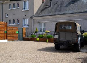 Logis Hotel Restaurant THE MONARCH - The Sum Up