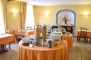 Logis Le Saint Nicolas - Nearby Attractions and Activities