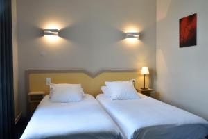 Logis Restaurant & Hotel At the 12 - Family-Friendly Accommodations