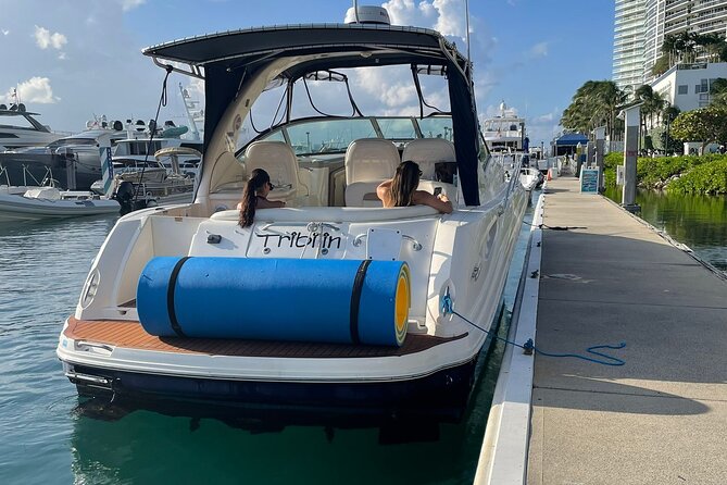 Miami Private Yacht Rental 2 to 4 Hours for 10 Ppl, Champagne - Booking and Cancellation Policy