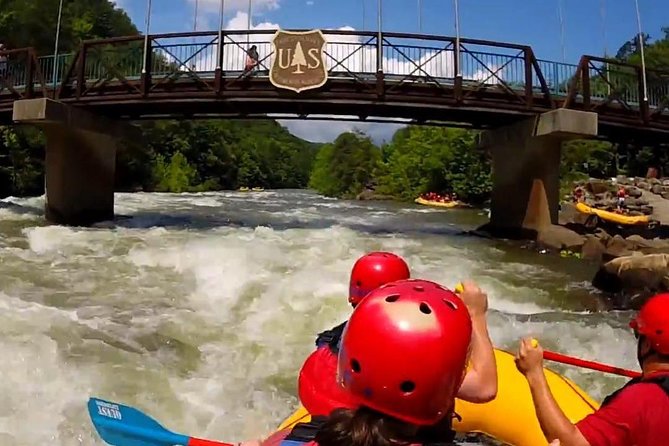Middle Ocoee River Rafting Adventure Tour - Scenic Views and Exhilarating Rapids