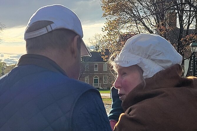 Murder, Mayhem, and Scandal: 1-hour Historical Character Tour - Engaging Historical Narratives