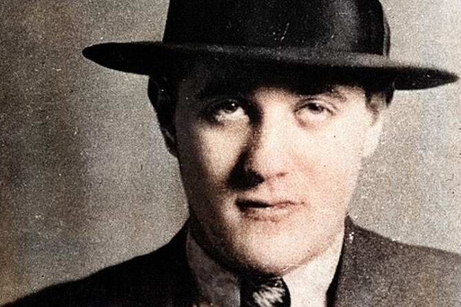 Newport Sin City Mobster Tour - Immersive Historical Storytelling