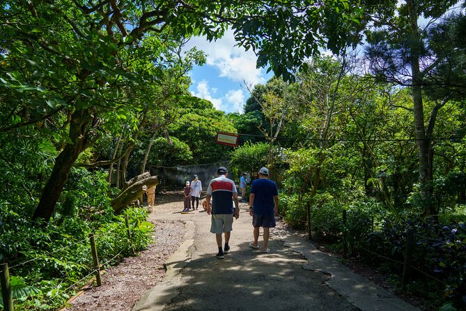 Okinawa Naha Half-day Private Tour - Encounter Okinawan Pottery and Crafts