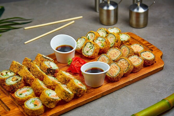 Osaka Delights: Traditional Japanese Food Tour - Exploring Namba District