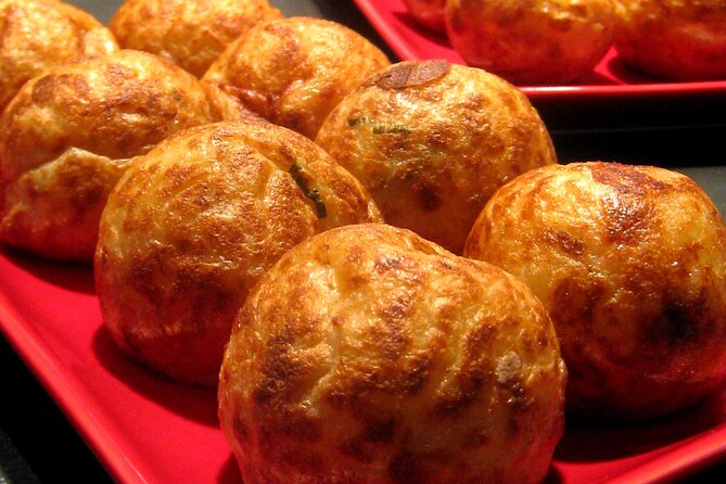 Osaka Takoyaki Okonomi Experience Tour&Cooking Class - Japanese Black Wagyu: Indulgent Delights