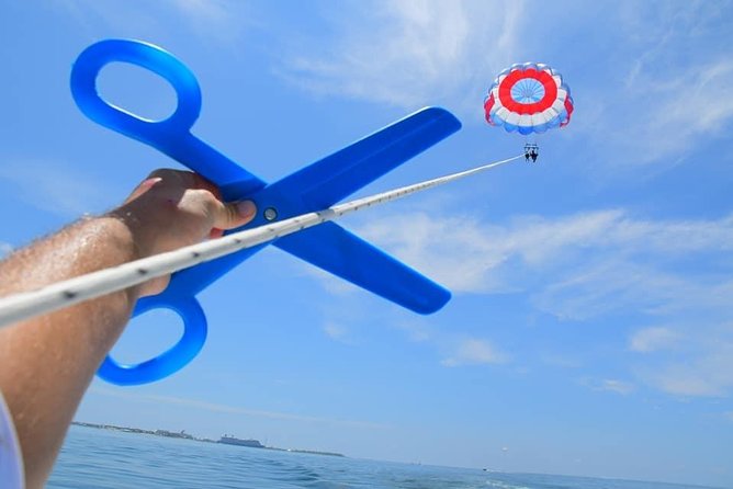 Parasailing at Smathers Beach in Key West - Safety Measures and Crew Expertise