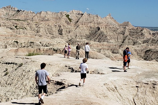 Private 5 Hour Badlands Tour With Local Experts - The Sum Up