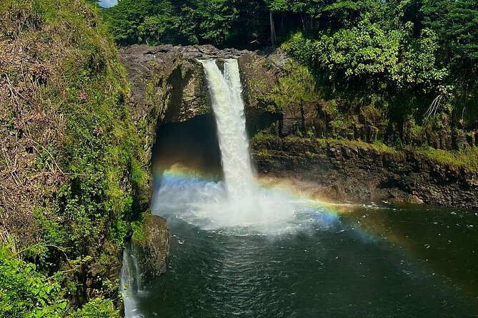 Private Big Island Tour: Coffee, Beaches, Volcanos, Waterfalls - Breathtaking Sights at Punaluu Black Sand Beach
