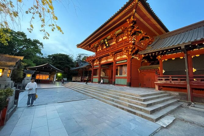 Private Kamakura Food Tour With an Expert Local Guide - Navigating Kamakuras Public Transportation System