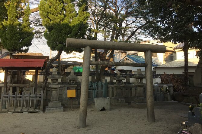 Private Sakai City Day Guided Tour - Booking Information