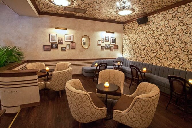Private Speakeasy Pub Crawl in Chicago With Local Historian - Dress the Part for an Authentic Experience