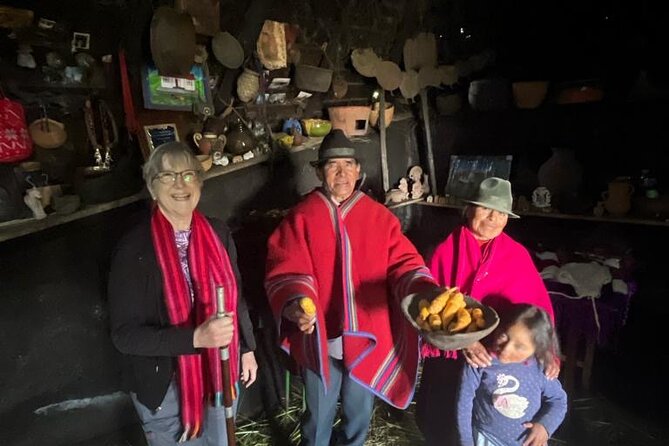 Private Tour at Cotopaxi and Quilotoa One Day Include Paint Class - The Sum Up