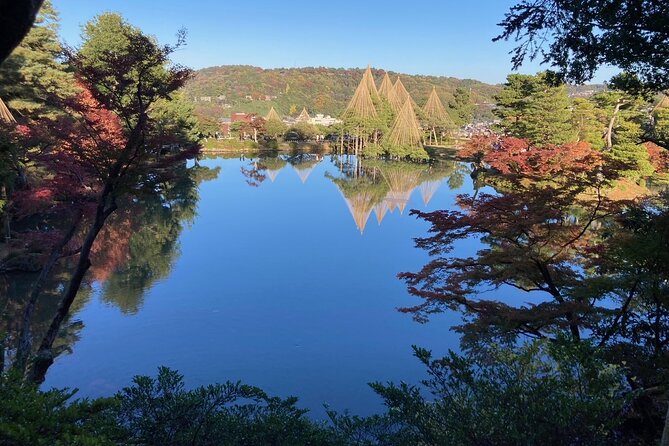 Private Walking Tour: a Kanazawa Garden Exploration - Navigating the Charming Teahouse Culture