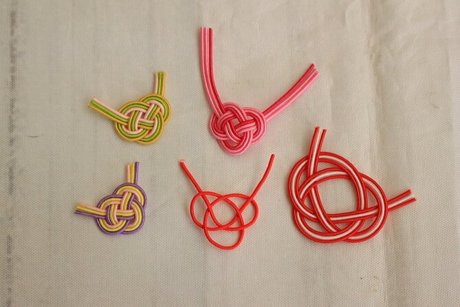 Romantic Mizuhiki Knot and Omikuji Washi Charm Workshop in Tokyo - Participant Suitability