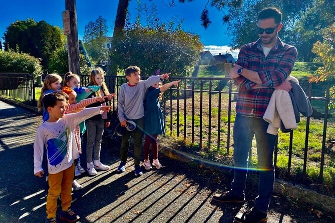 Salem Kids Walking History Tour - Interactive Storytelling for Kids
