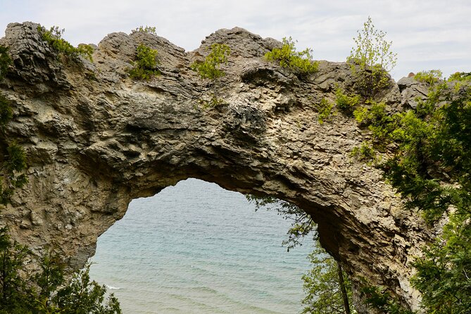 Scenic Mackinac Island: A Self-Guided Cycling Audio Tour - Accessibility Considerations for Travelers