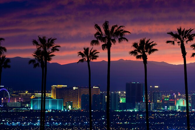 Shadows of Sin City - Walking Ghost Tour in Las Vegas - Engaging Guides and Storytelling Prowess