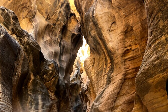 Slot Canyon 2hr Tour at Willis Creek - Discovering the Deep Gorge Slot Canyon