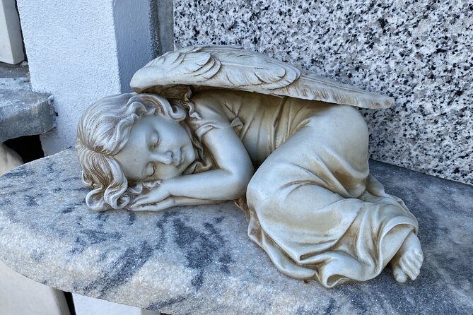 St. Roch Cemetery Tour - Meeting and Pickup Details